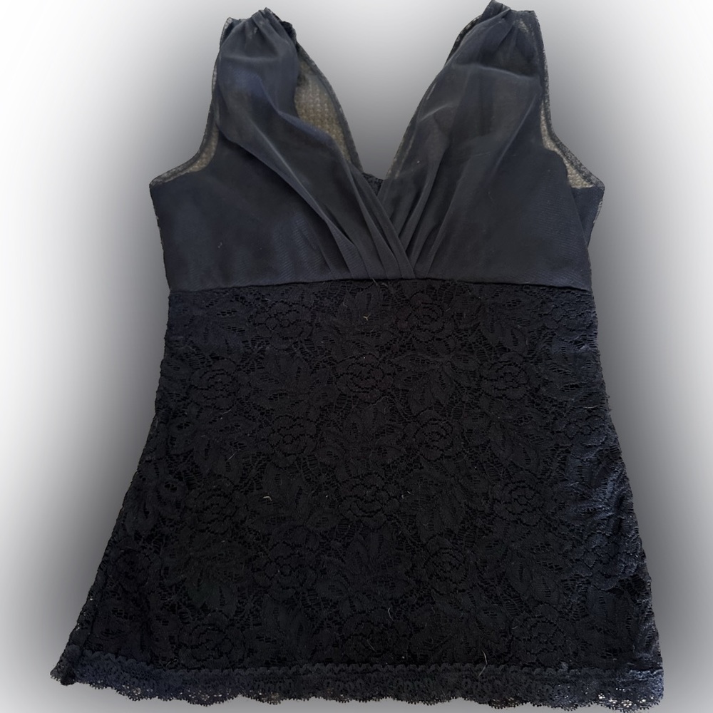 Ann Taylor lace bodice top
